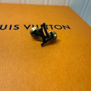 Louis Vuitton Black Pin